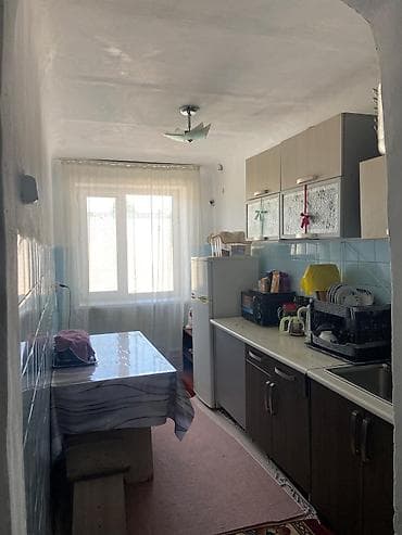 Квартиры: 2 комнаты, 54 м², 1 этаж, Требуется ремонт — 9