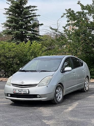 Toyota Prius: 2005 г., 1.5 л, Вариатор, Гибрид, Хэтчбэк
