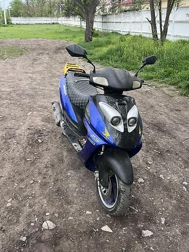 150 куб скутер: Скутер Honda (наклейки Honda/Dunlop), синие пластиковые панели и — 1