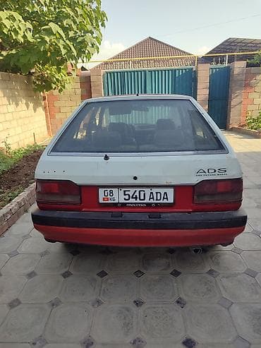 mazda cronos: Mazda 323: 1988 г., 2 л, Механика, Дизель, Хэтчбэк — 5