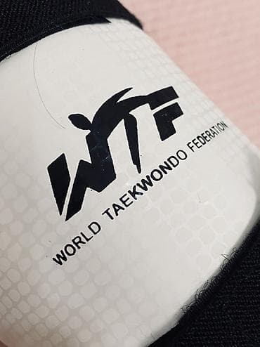 костюм черный: Б/у — 4