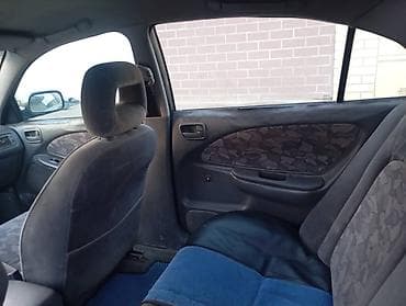 ланд грузер прадо: Toyota Avensis: 1998 г., 1.6 л, Ручные, Бензин, Седан — 4