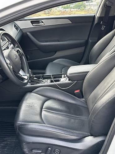 Hyundai Sonata: 2021 г., 2 л, Автомат, Газ, Седан — 7
