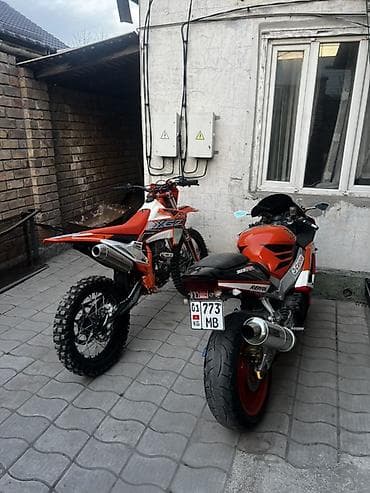 cb 400: Спортбайк Honda, 1000 куб. см, Бензин, Взрослый, Новый — 1