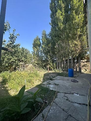 Үйлөр: Срочно продаётся дом мансардного типа 📍Калыс -Ордо /3 улица.1 — 1