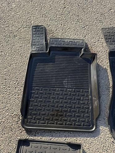 roidmi 4s: Родные Резиновые Полики Для салона BMW, цвет - Черный, Б/у, Платная доставка — 6