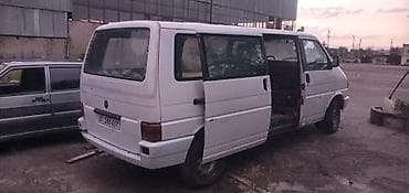 wuling mini ev: Volkswagen Transporter: 1992 г., 2.4 л, Механика, Дизель, Фургон — 8