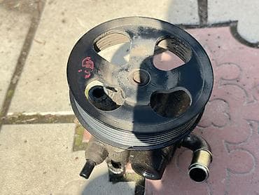 петля багажника: Рулевая рейка Toyota — 2