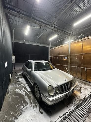 пш метр: Mercedes-Benz E-Class: 1997 г., 2.8 л, Кол менен иштөөчү, Бензин, Седан — 1