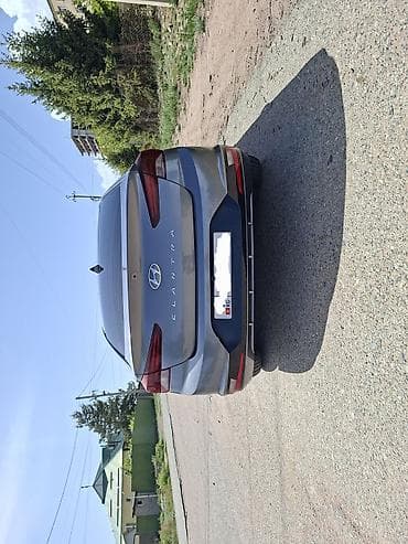 Транспорт: Hyundai Elantra: 2018 г., Типтроник, Седан — 5