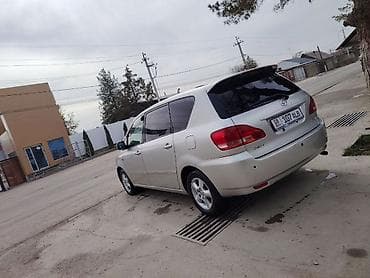 Toyota: Toyota Ipsum: 2002 г., 2.4 л, Автомат, Газ, Минивэн — 4