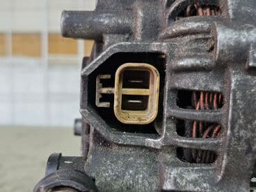 генератор 211: Генератор Mazda 2004 г., Б/у, Оригинал, Германия — 3