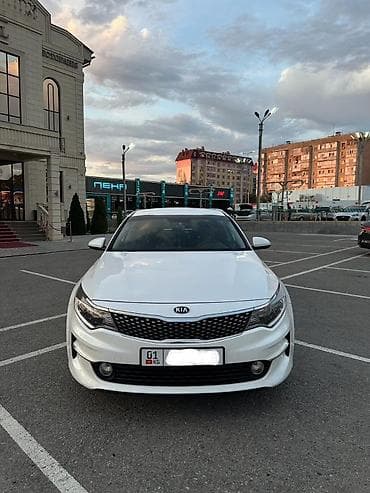 aida: Kia K5: 2017 г., Автомат, Бензин, Седан — 1