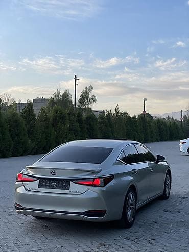 Продажа авто: Lexus ES: 2019 г., 2.5 л, Вариатор, Гибрид, Седан — 6