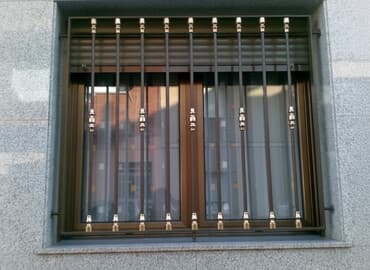 электрические мангалы: Решетки для окон, Сварные, На заказ, Бесплатная установка — 1