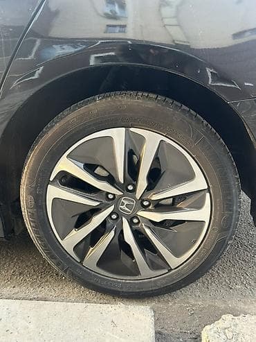 Honda: Honda Accord: 2019 г., 2 л, Вариатор, Гибрид, Седан — 8