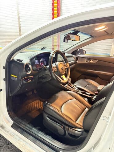 e6 3: Kia K3: 2019 г., 1.6 л, Автомат, Бензин, Седан — 10