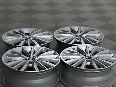 67: Литые Диски R 17 Kia, Комплект, отверстий - 5, Б/у — 5