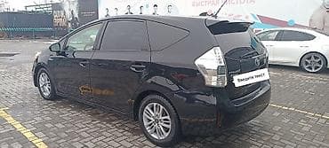 Toyota Prius V: 2012 г., 1.8 л, Вариатор, Гибрид, Универсал — 5