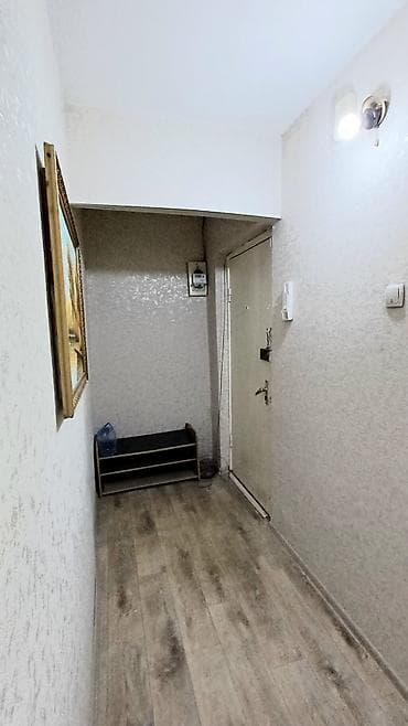 110 кварталл: 1 комната, 38 м², 104 серия, 1 этаж — 8
