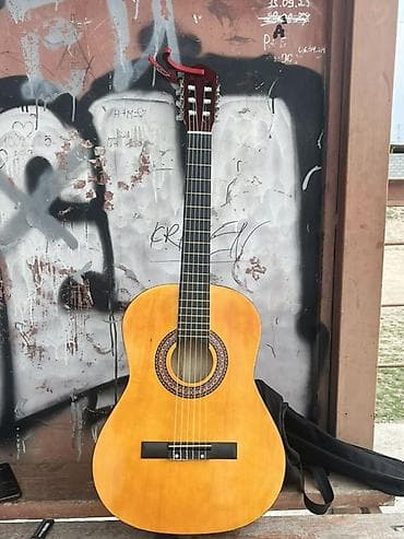 Классическая акустическая гитара (нилоновые струны) - Корпус формата