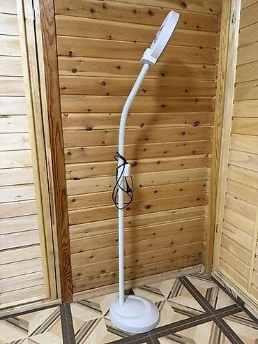 лампа для швейных машин: Напольная лампа-лупа с подсветкой и полка стеклянной для косметологии — 4