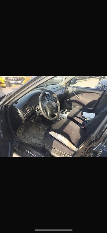 accord 2000: Honda Civic: 2000 г., Автомат, Бензин, Седан — 4