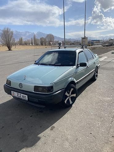 продам дом на колесах: Volkswagen Passat: 1990 г., Седан — 2