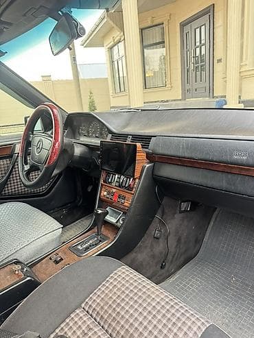 infinity g35: Mercedes-Benz W124: 1994 г., 2.8 л, Автомат, Бензин, Универсал — 5