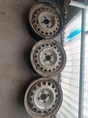 r17 w211: Железные Диски R 14 отверстий - 4, Б/у — 1