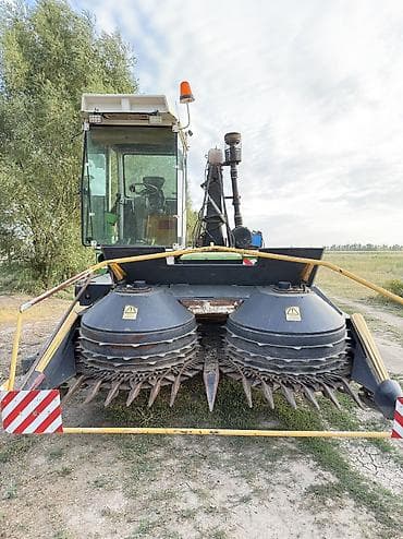 r15 audi: Продаётся силосный комбайн Марал. Техническое состояние отличное. На — 3