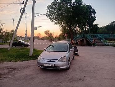 продаю хонда свик: Honda Civic: 2002 г., 1.5 л, Автомат, Бензин, Хэтчбэк — 3