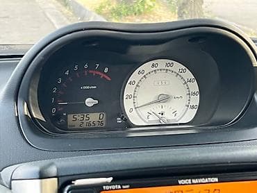 platz vitz: Toyota Ist: 2003 г., 1.5 л, Автомат, Бензин, Хэтчбэк — 9