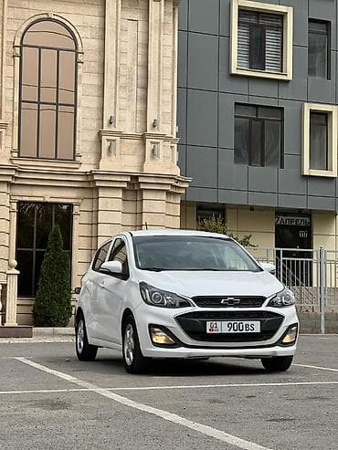 спарк 2: Chevrolet Spark: 2018 г., 1 л, Вариатор, Бензин, Хэтчбэк — 3
