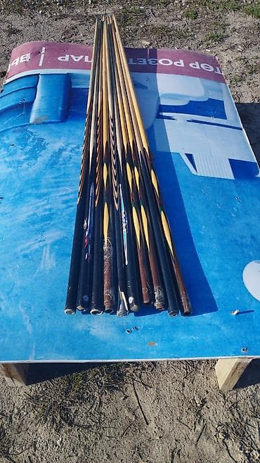 волейболный форма: Набор бильярдных киев и шафтов - Количество: на фото видно несколько — 2