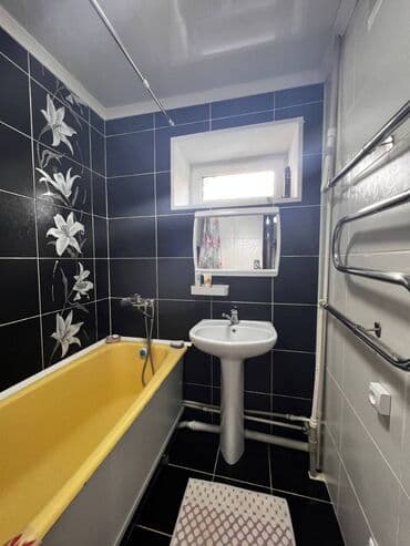 продаю офис 107 м² с ремонтом с мебелью административное здание 1 этаж: 3 комнаты, 60 м², 105 серия, 3 этаж, Евроремонт — 13