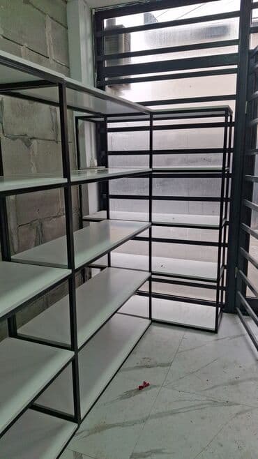 Продаю стелажи готовые для бизнеса для магазина -высота 170 ширина