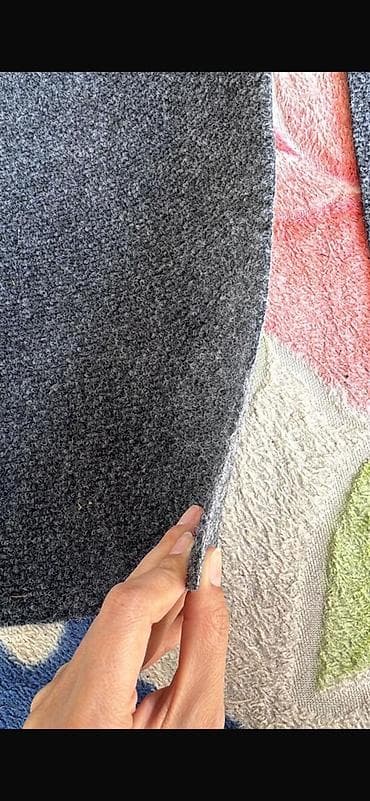 продаю кухонный буфет: Продаем ковролин 66кв/м 3шт 3/4 м 1 шт 5/6 м Частично требуется — 1