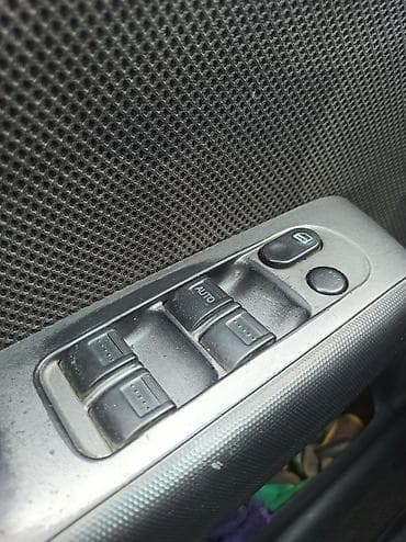 neksia 2: Honda Jazz: 2008 г., 1.3 л, Автомат, Бензин, Хэтчбэк — 2