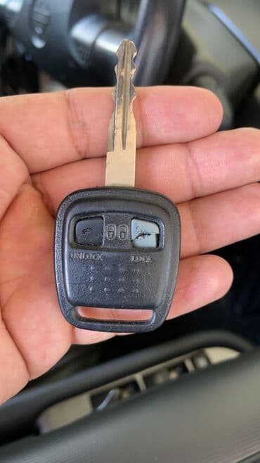 обмен машины ключ на ключ: Изготовление систем автомобиля, с выездом — 9