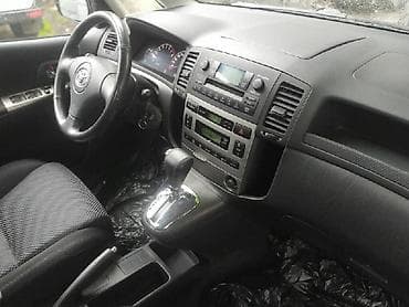 corolla: Toyota Corolla Verso: 2003 г., 1.8 л, Автомат, Бензин, Лимузин — 8