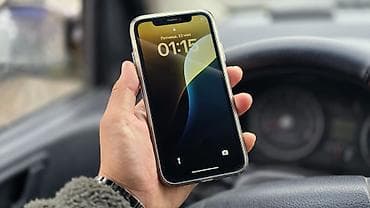 ipad mini: IPhone Xr, Б/у, 128 ГБ, Белый, Зарядное устройство, Защитное стекло, Чехол, 100 % — 2