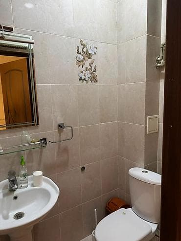 2 bedroom: Сдается 2-комнатная квартира в центре. Уметалиева / Фрунзе 2 / 10 — 6