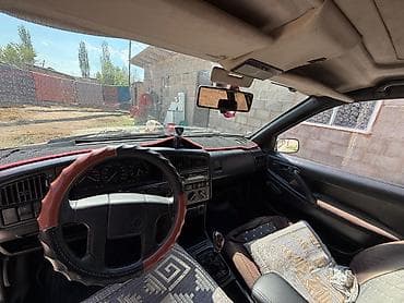Унаа: Volkswagen Passat Variant: 1992 г., 1.8 л, Кол менен иштөөчү, Бензин, Универсал — 3