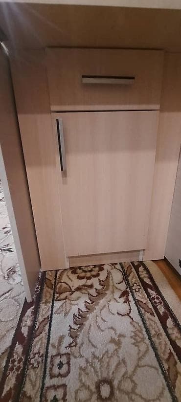 вешалка б у: Стол трансформер состояние очень хорошее в наличии два стола Ширина — 5