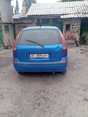 Nissan Almera Tino: 2001 г., 1.8 л, Механика, Бензин, Минивэн