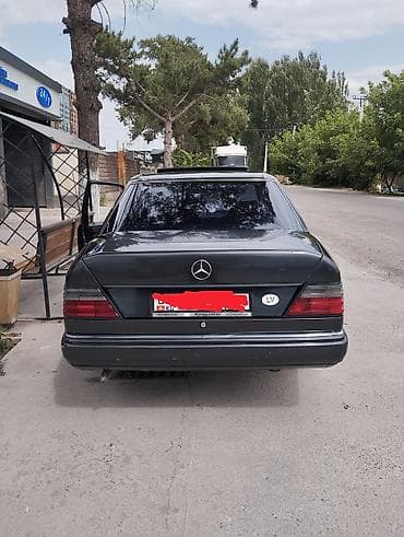 w210 e280: Mercedes-Benz W124, седан, темно-серый цвет. Основные особенности: - — 6