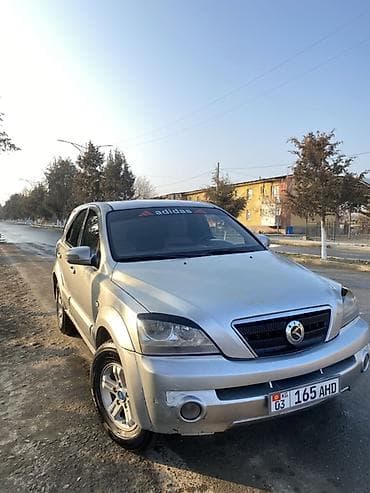 араван авто: Внедорожник 4x4, серебристый кузов. Кузов и экстерьер: - Классический — 4