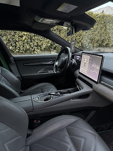 will cypha: Zeekr 001: | 2023 г. Седан — 5