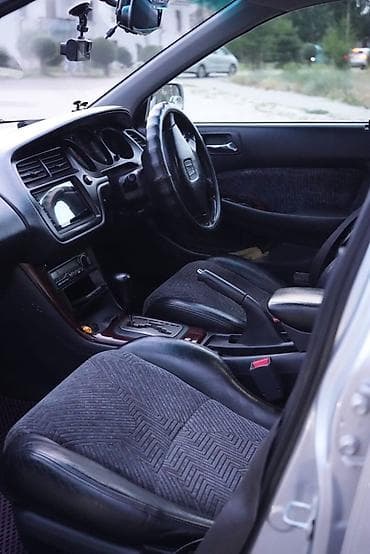 фит рул: Honda Accord: 1999 г., Седан — 9